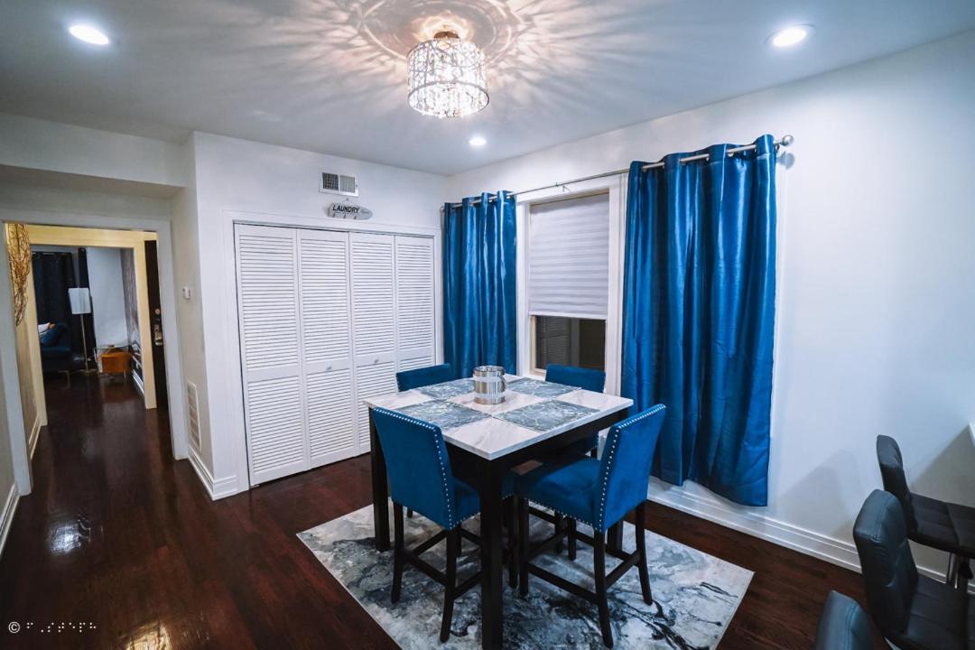 The Blue Golden Luxury Modern 3- Bedroom Apartment In Chicago Zewnętrze zdjęcie